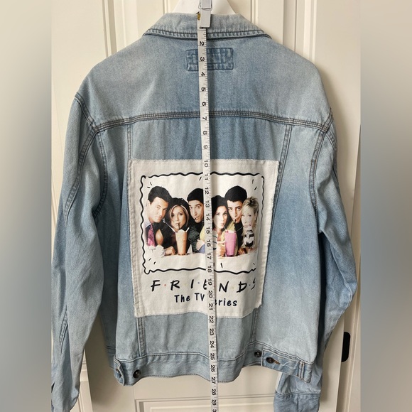 Friends jeanjacket - Picture 4 of 5